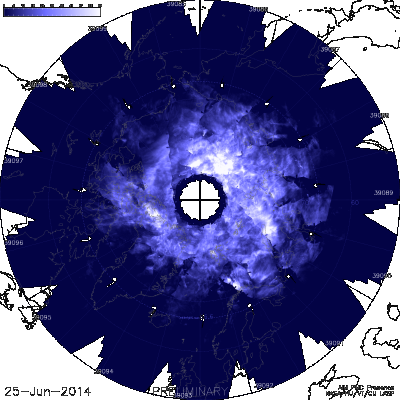 "Daisy" vom 25.06.2014 mit einer geschlossenen Kappe Polarer Mesosphärer Wolken über dem Nordpolar-Gebiet